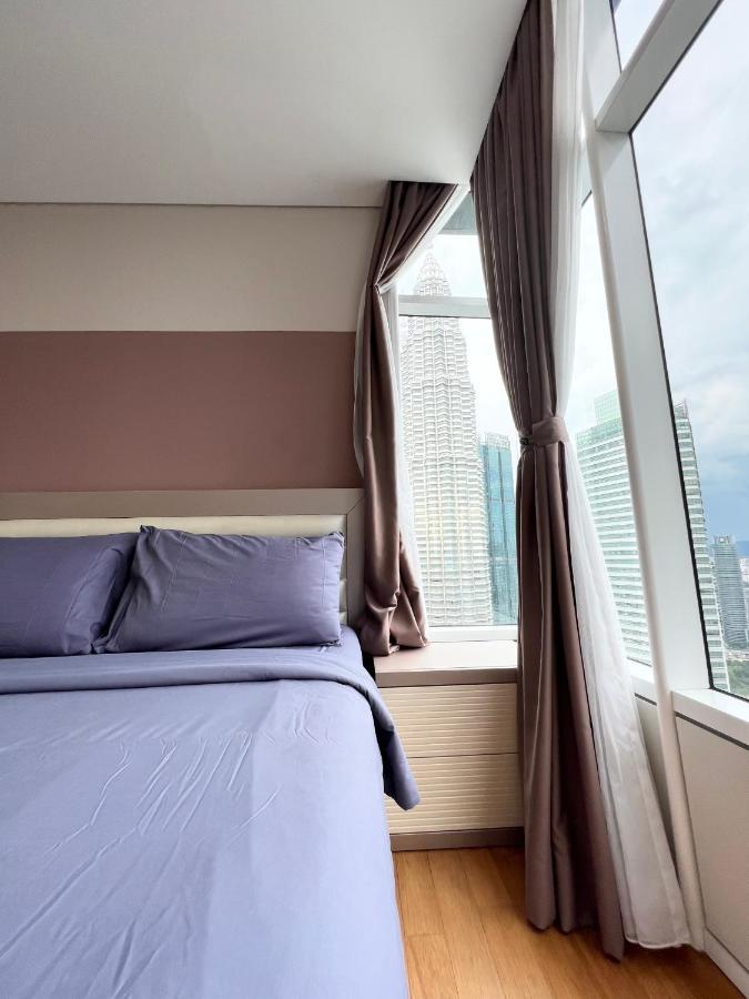 Sky Suites Klcc By Pnut Kuala Lumpur Exteriör bild
