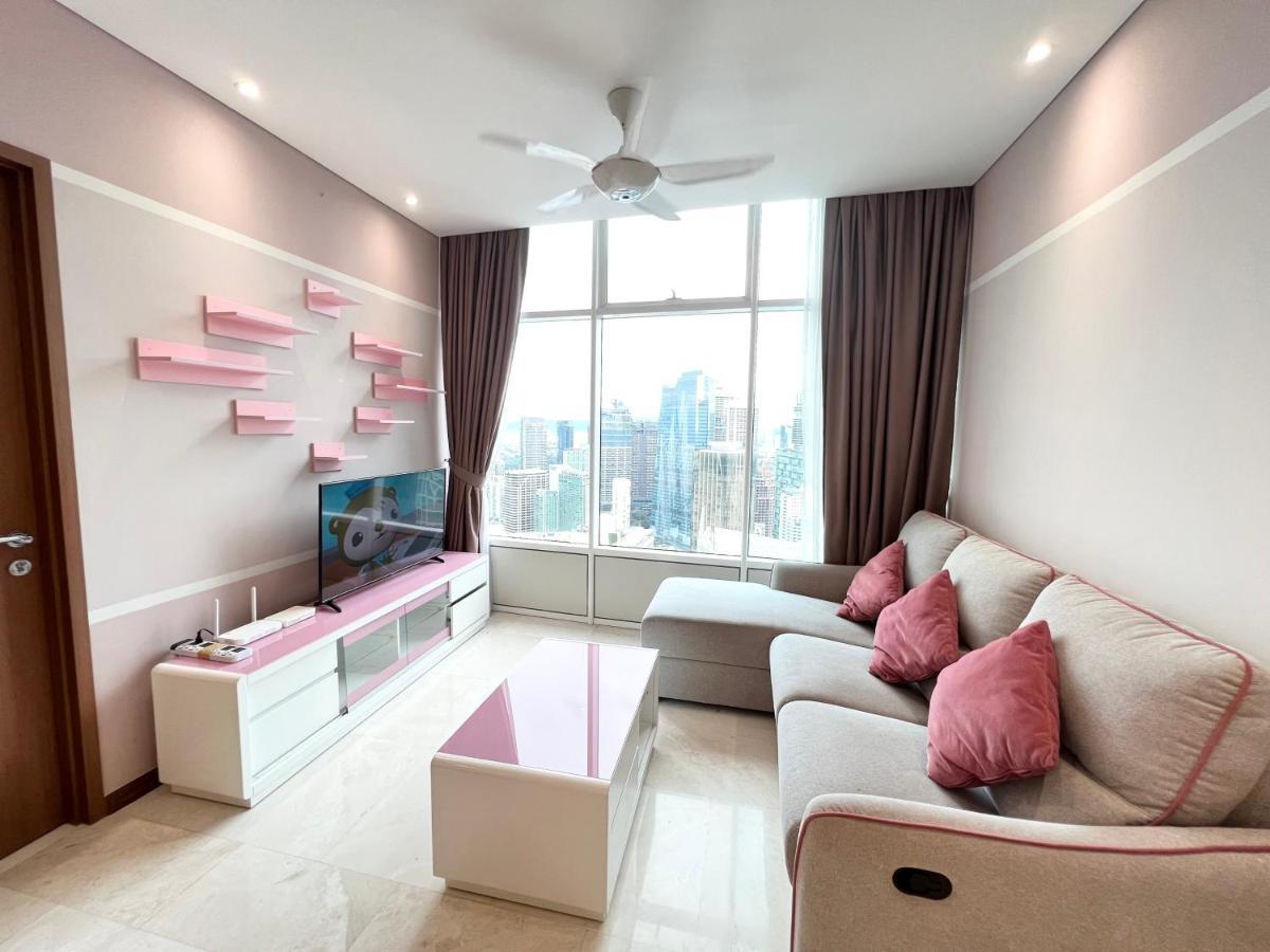 Sky Suites Klcc By Pnut Kuala Lumpur Exteriör bild